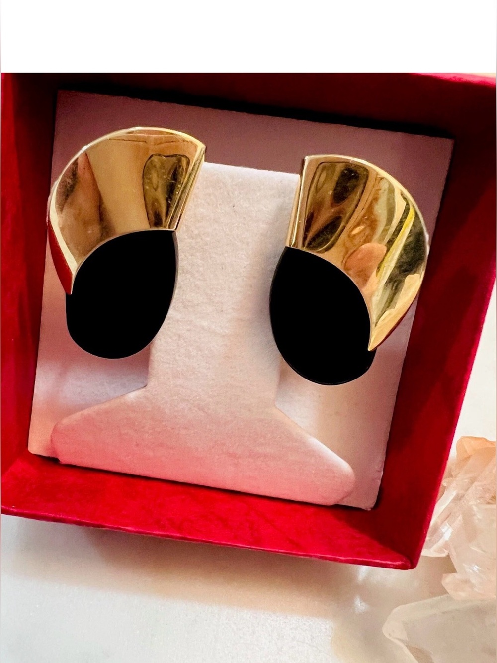 Vintage statement 14K Yellow Gold Black Onyx stud Modernist Earrings KM Nabco